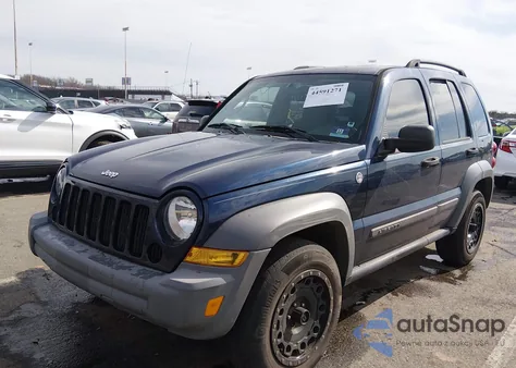 2005 Jeep Liberty Sport z USA, uszkodzony, nr VIN 1J4GL48KX5W720925